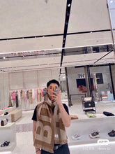 China Replica Burberry Scarf 48usd Only